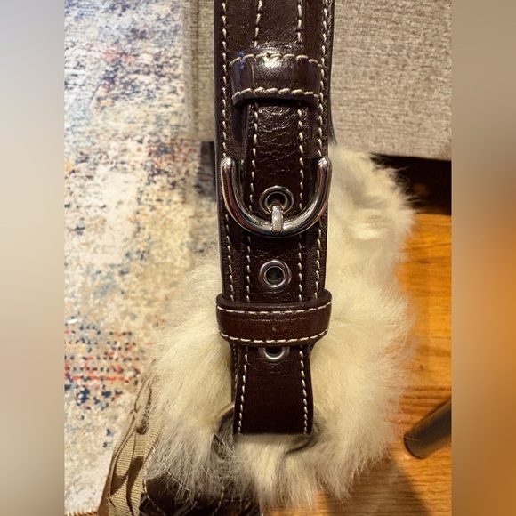 Vintage Coach Signature Shearling Duffle With Suede Bottom - Picture 13 of 17